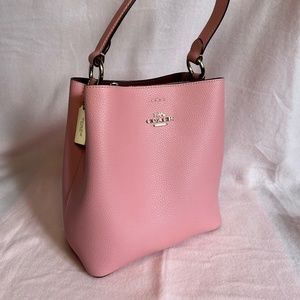 Coach Outlet Town Bucket Bag
